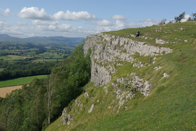 Kendal Queen’s Road to Sizergh Castle - Photo 4