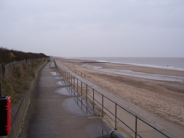 Skegness seafront 5k - Photo 2