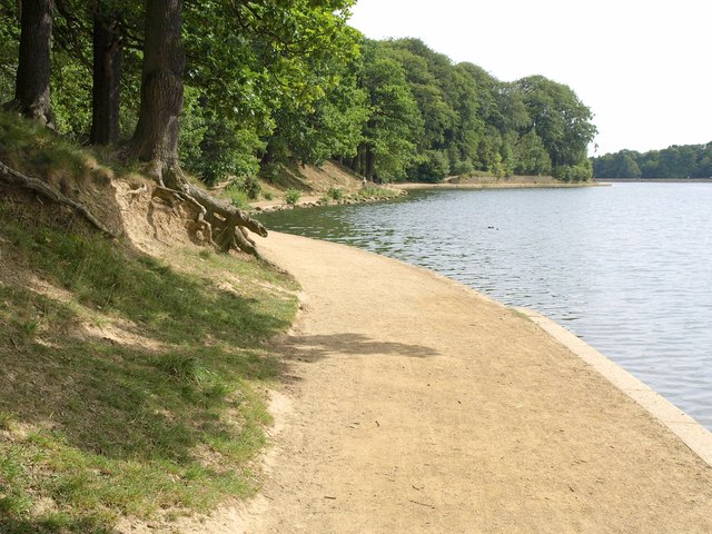 Roundhay Two Lakes Loop - Photo 4