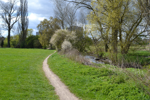 Sowe Valley Footpath 10k - Photo 7