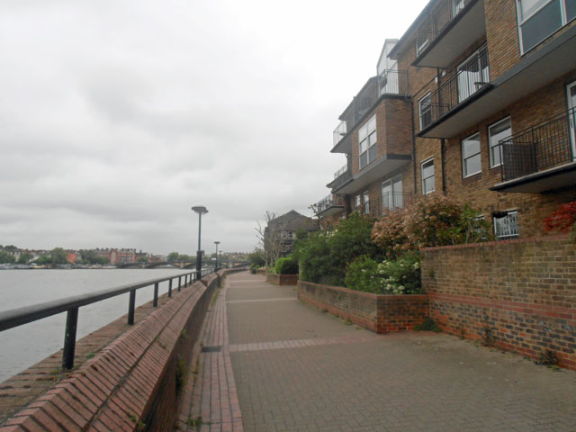 Battersea - Ashlone Wharfe