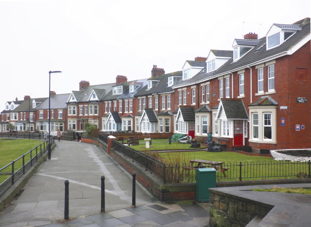 Whitley Bay Coastal 10 - Photo 3