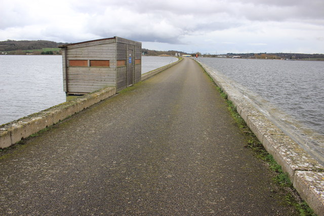 Farmoor Reservoir Southern loop - Photo 5