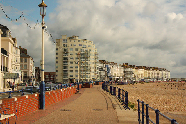 Eastbourne Beachfront 4 - Photo 4