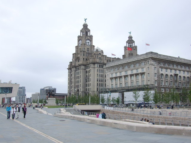 Liverpool Docks Loop - Photo 3