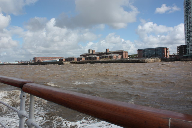 Liverpool Docks Loop - Photo 4
